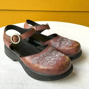 Vintage Purple Embroidered Dansko Mary Janes